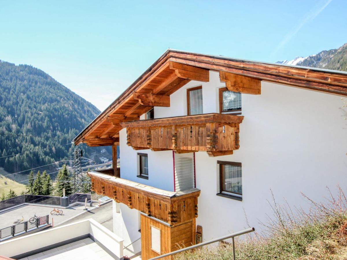 Holiday Home Hölzl Flirsch Dış mekan fotoğraf