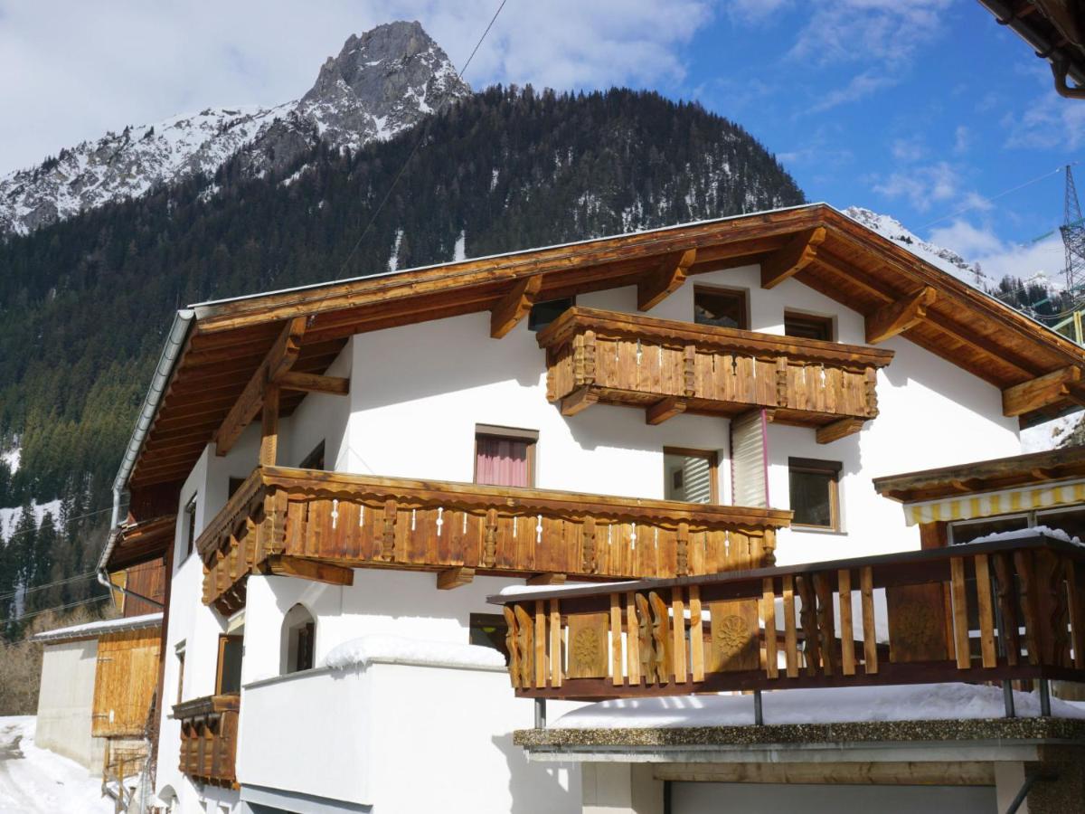 Holiday Home Hölzl Flirsch Dış mekan fotoğraf