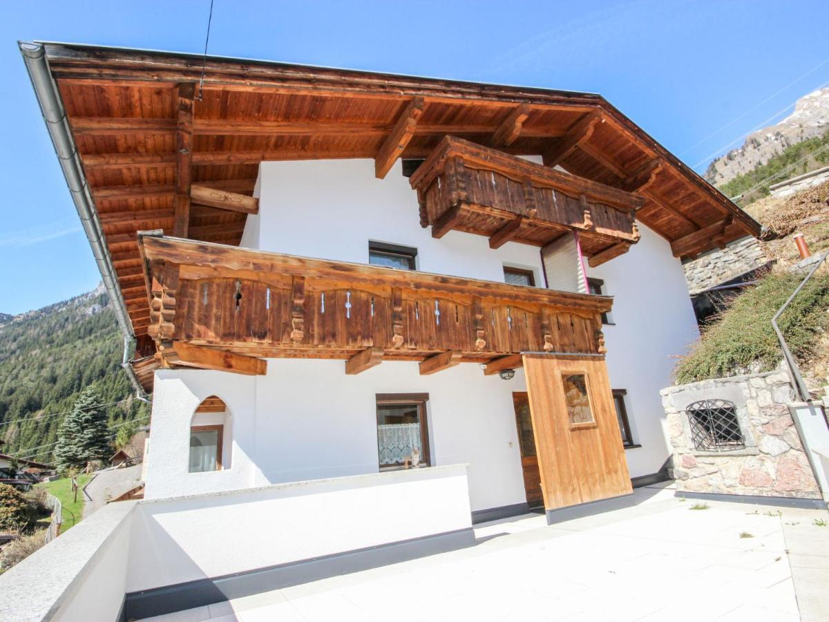 Holiday Home Hölzl Flirsch Dış mekan fotoğraf